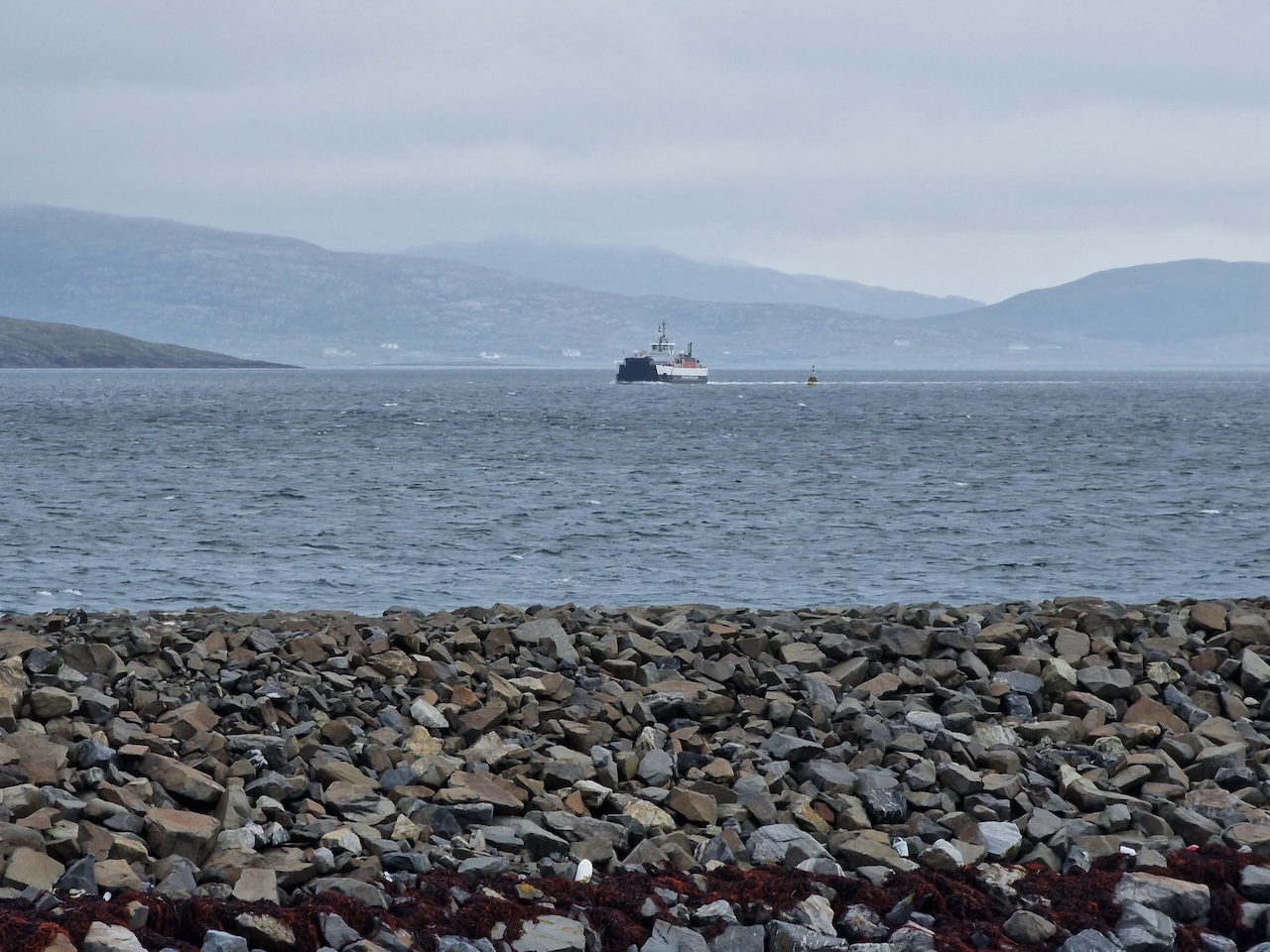 Ferry approaches - Ardmhor, Barra